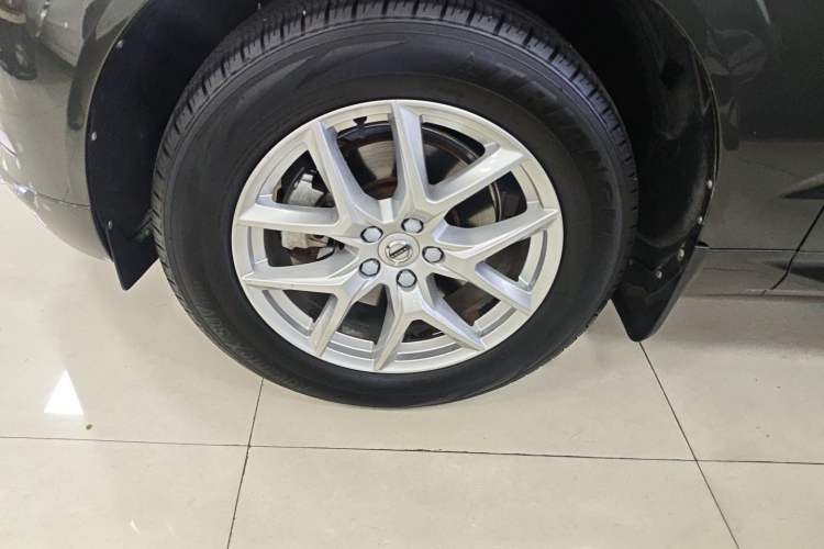 Used Volvo XC60 2018 T5 4x4 Zhiyi Edition