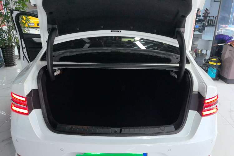 Used BYD Qin Pro 2018 1.5TI Automatic Smart Connect Luxe Model
