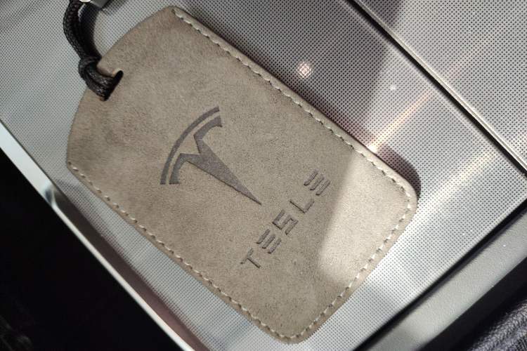 Used Tesla Model 3 2023 Long-Range All-Wheel-Drive Version
