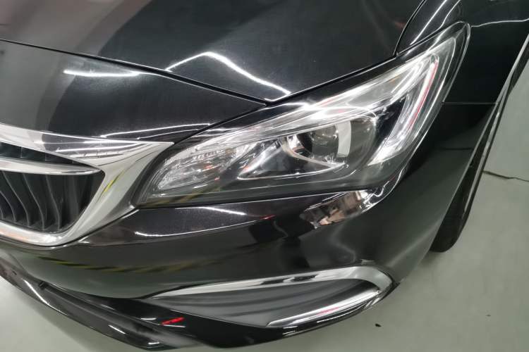 Used Buick Verano 2018 Sedan 20T Dual-Clutch Leading Model
