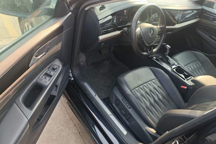 Used Volkswagen Passat New Energy 2020 430 PHEV Hybrid Luxury Edition China VI Standard
