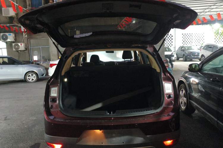 Used Baojun 560 2015 1.8L Manual Comfort Model
