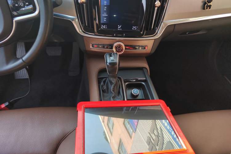 Used Volvo S90 2018 T4 Zhiyi Edition