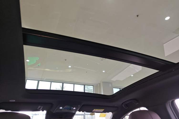 Used BYD Song PLUS New Energy 2025 DM-i Smart Drive 112KM Prestige Model
