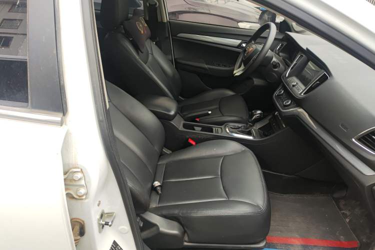 Used Roewe 360 2018 PLUS 1.5L Automatic Luxury Edition