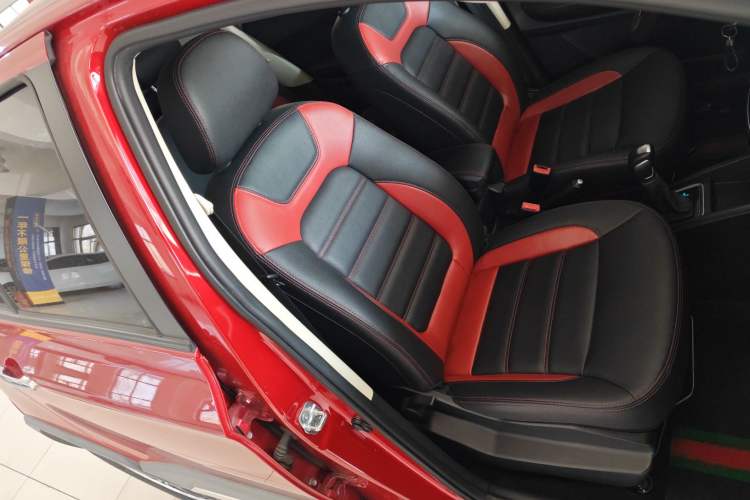 Used Haval H1 2016 Blue Label 1.5L AMT Luxury Model