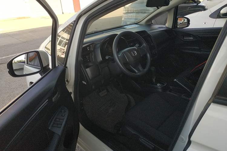 Used Honda Fit 2018 1.5L CVT Comfort Sunroof Version
