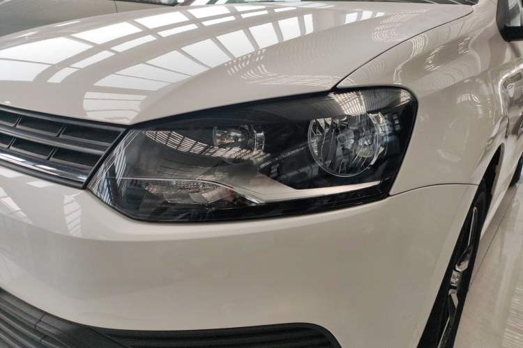 Used Volkswagen Polo 2016 1.4L Automatic Trendy Model
