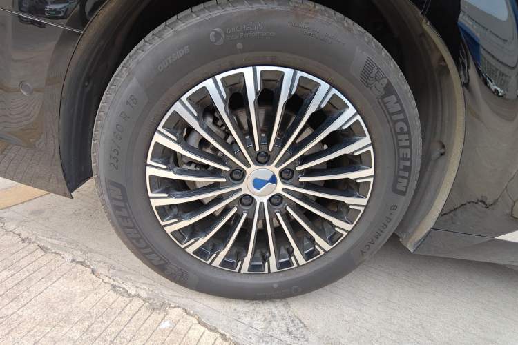 Used Denza D9 2024 DM-i 980 Four-Wheel Drive Flagship Model