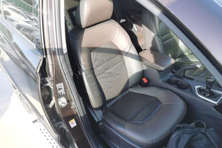 Used GAC Trumpchi GS4 2017 235T Manual Two-Wheel Drive Luxury Edition
