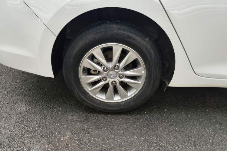 Used Hyundai Celesta 2020 1.6L Automatic GL Enjoyable Edition