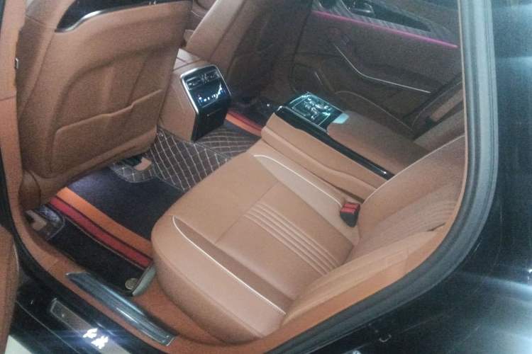 Used Hongqi H9 2020 2.0T Smart Connect Flagship Edition
