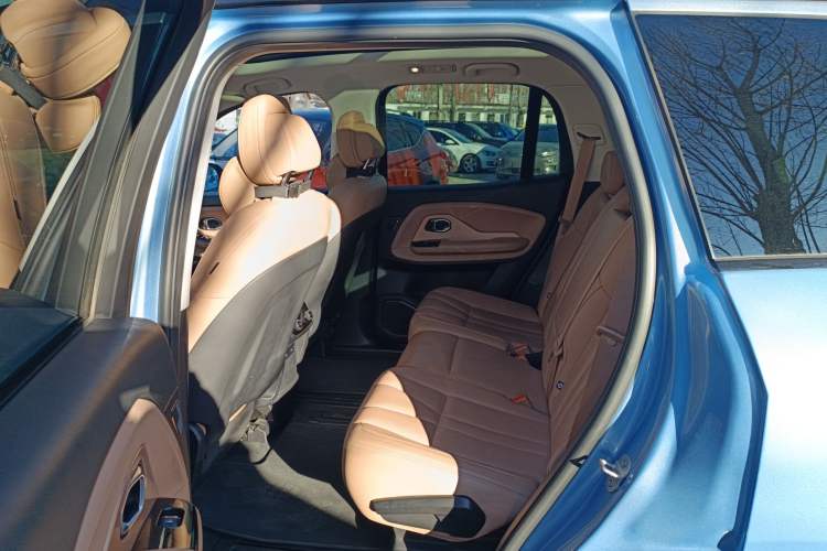 Used Nio ES8 2018 355 km Base Version 7-Seater Edition