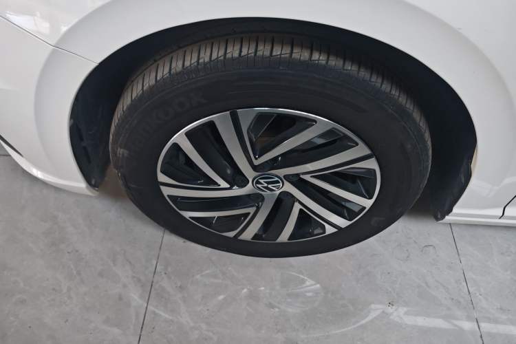 Used Volkswagen Lavida 2022 1.5L Automatic Comfort Edition
