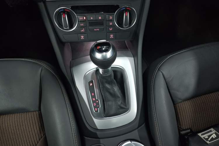 Used Audi Q3 2017 30 TFSI Fashion Model
