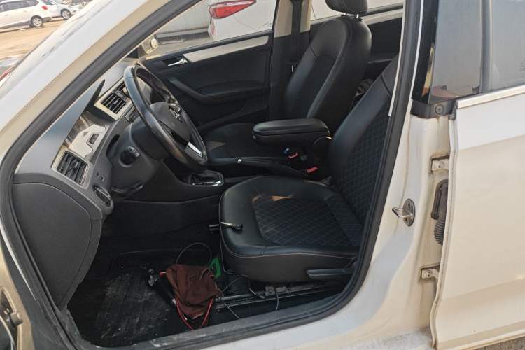 Used Skoda Rapid 2019 1.5L Automatic Comfort Edition China VI Standard