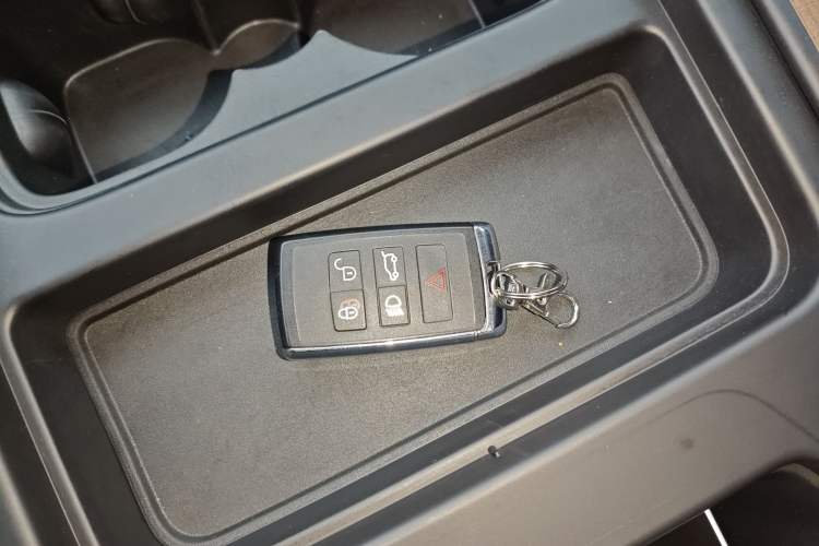 Used Land Rover Defender 2022 110 P400 Dark Edition