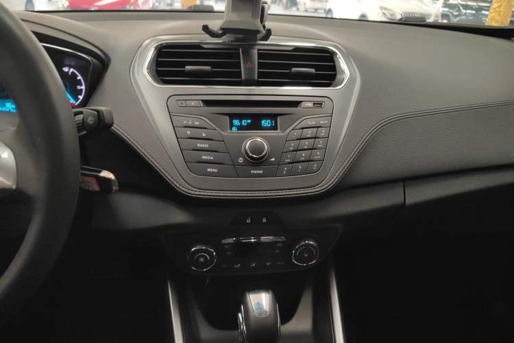 Used Ford Escort 2015 1.5L Automatic Fashion Model