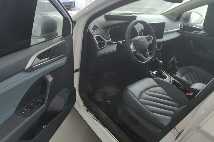 Used Volkswagen Tharu 2024 300TSI Two-Wheel-Drive Moon Luxury Edition