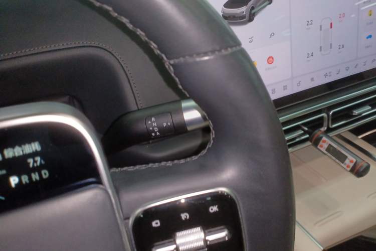 Used Li Auto L8 2023 Pro Model
