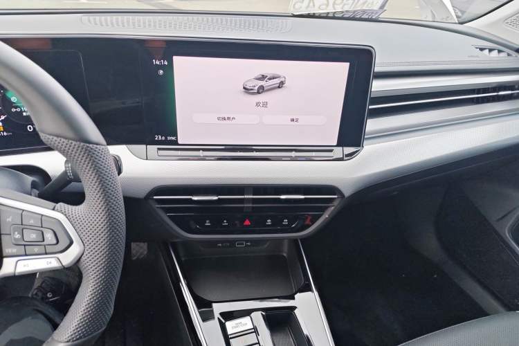 Used Volkswagen Lamando 2024 Lavida L 280TSI DSG Cool & Spicy Edition
