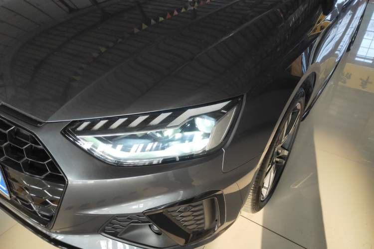 Used Audi A4L 2022 40 TFSI Luxury Dynamic Model
