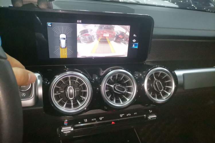 Used Mercedes-Benz GLB 2022 Refresh GLB 200 Dynamic Edition