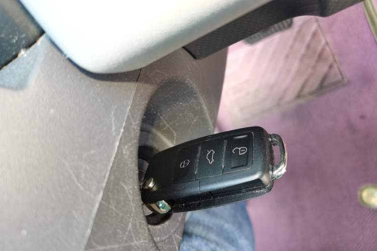 Used Chery QQ Ice Cream 2022 170km Sundae Phosphate Lithium-Ion
