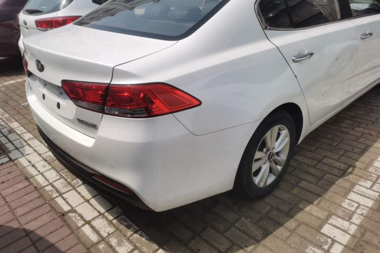 Used Kia K4 2014 1.8L Automatic GLS
