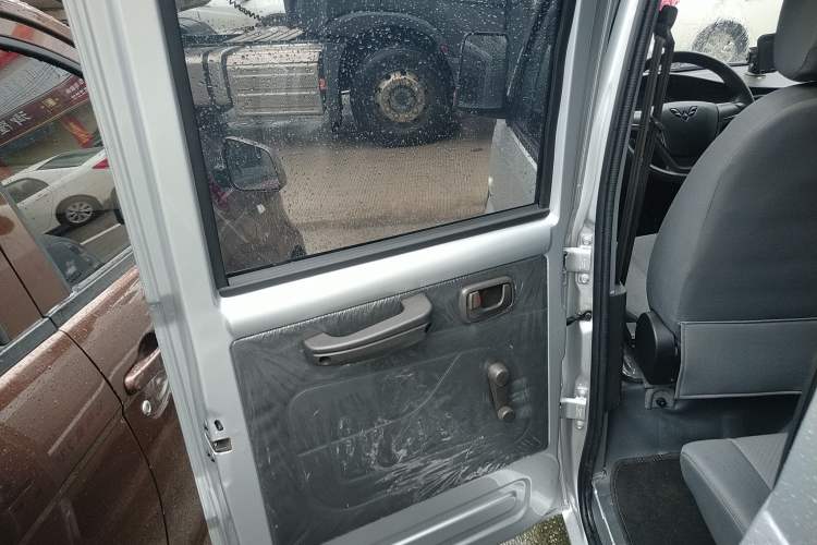 Used Wuling Rongguang Small Truck 2021 1.5L Base Version Double-Cab L3C