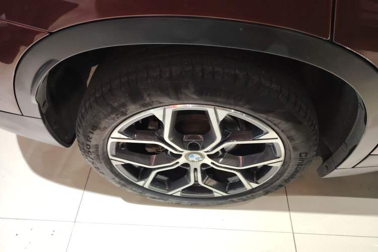 Used BMW X1 2020 sDrive25Li Leading Model
