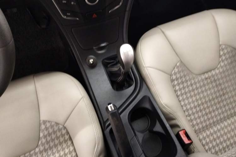 Used GAC Trumpchi GA3S Vision 2016 200T Manual Elite Edition
