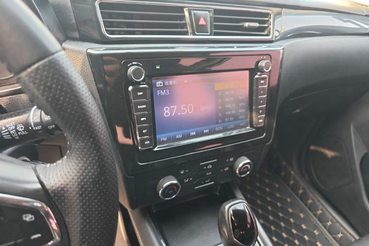 Used Dongfeng Fengon 580 2017 1.5T CVT Comfort Model
