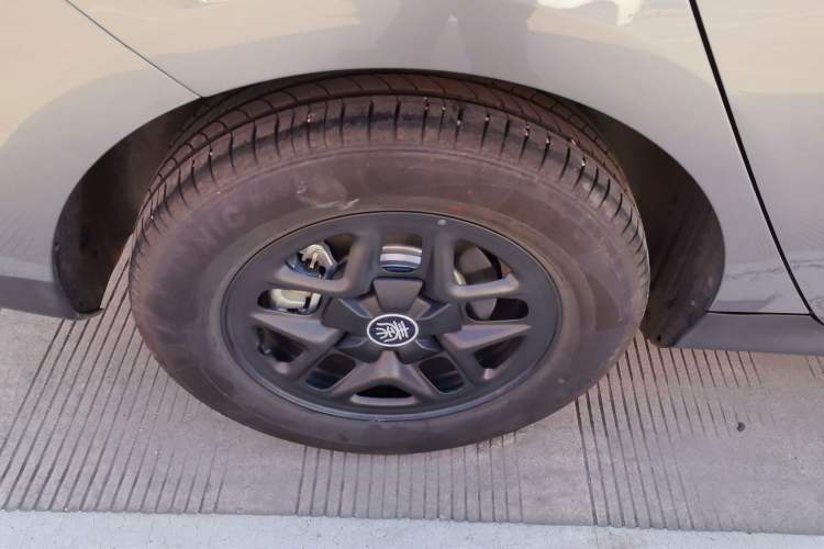 Used BYD Qin PLUS 2025 DM-i Smart Drive 55KM Leading Model
