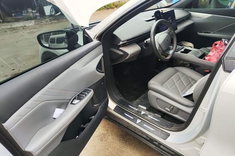 Used  S05 2024 510 Plus Pure Electric Version