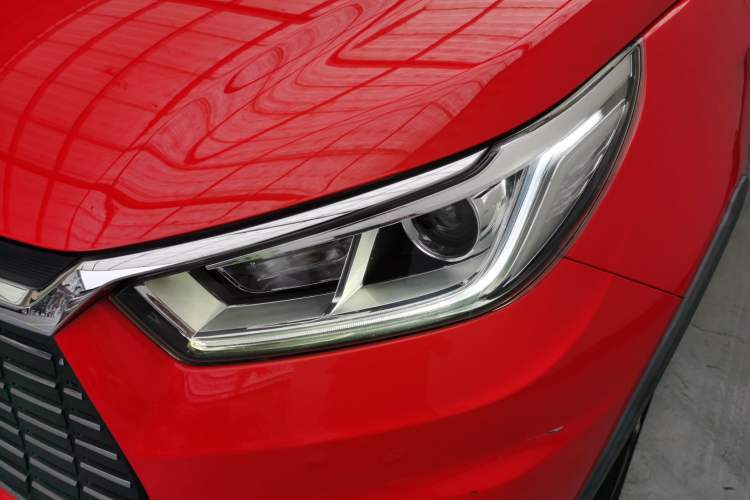 Used BYD Yuan New Energy 2018 EV360 Smart Connected Cool Model
