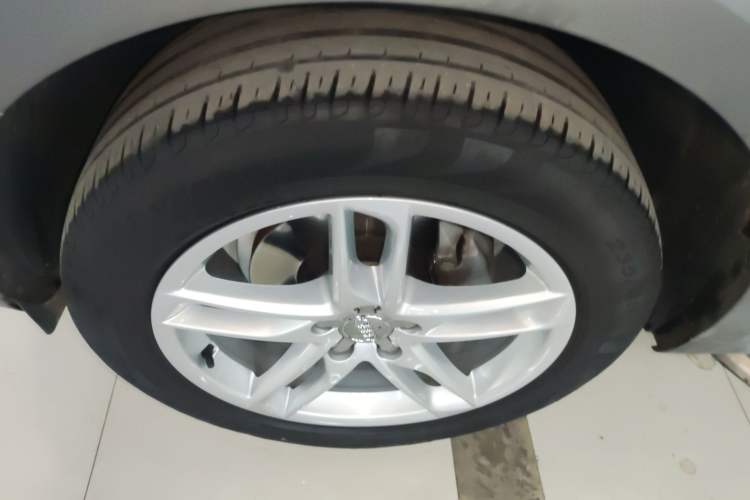 Used Audi Q5 2017 Plus 40 TFSI Technology Model
