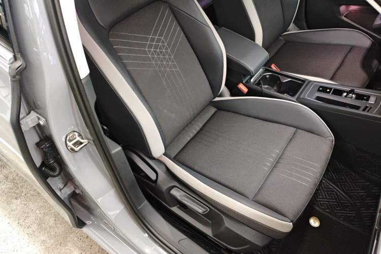 Used Volkswagen Golf 2023 Facelift 280TSI DSG Pro