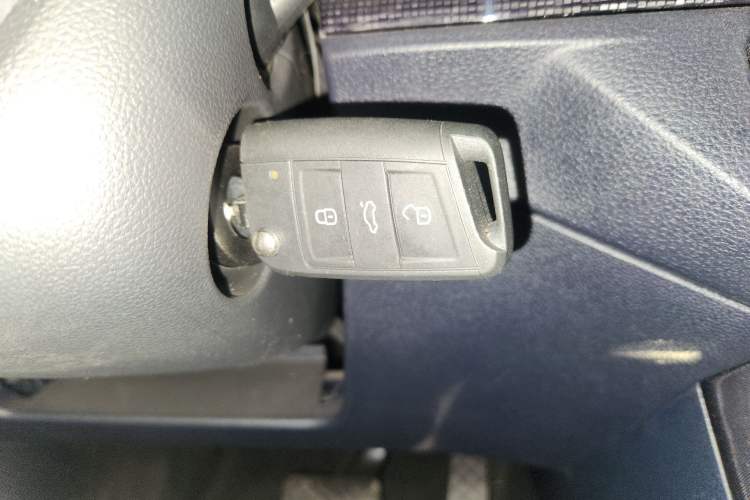 Used Volkswagen Lavida 2023 New Rui 1.5L Automatic New Yi Edition
