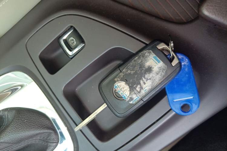 Used Buick Regal 2015 2.0L Elite Fashion Edition
