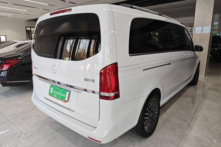 Used Mercedes-Benz V-Class 2017 V 260 L Prestige Extended Edition
