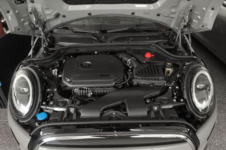 Used  MINI 2022 1.5T COOPER Classic Edition
