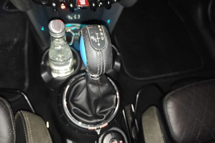 Used  MINI 2016 1.5T COOPER CABRIO Caribbean Blue Limited Edition
