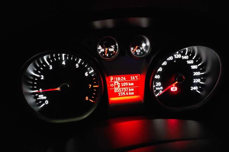 Used Ford Focus 2013 Hatchback Classic 1.8L Automatic Fashion Edition
