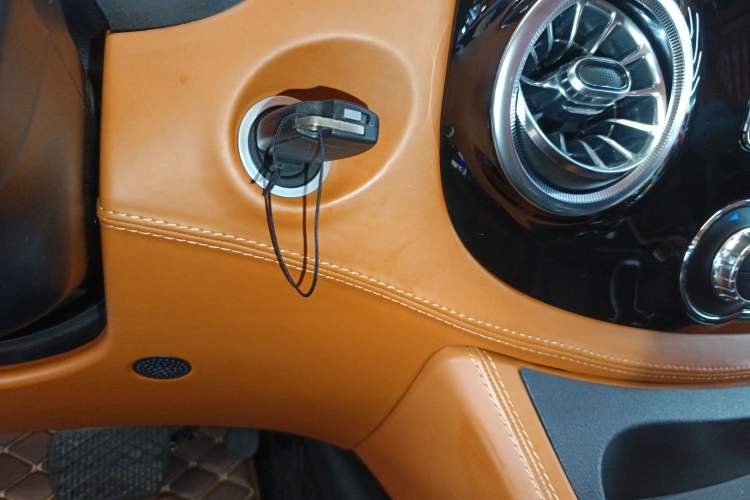 Used Mercedes-Benz Vito 2021 2.0T Business Version 7 Seats
