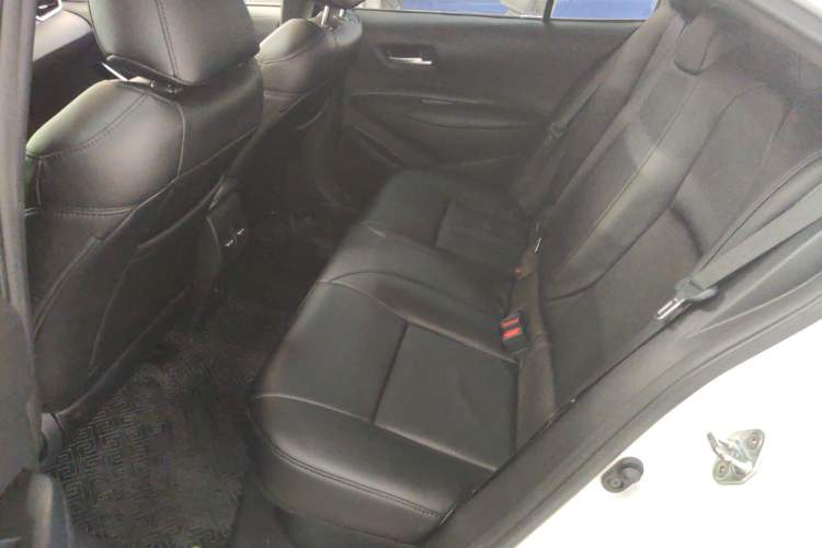 Used Toyota Corolla 2021 Dual-Motor 1.8L E-CVT Elite Edition
