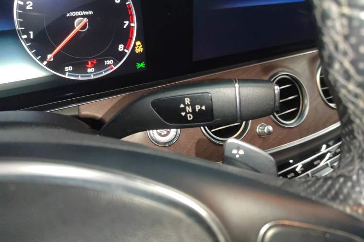 Used Mercedes-Benz E-Class 2016 E 300 L Luxury Model
