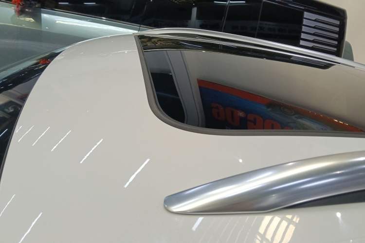 Used Volkswagen T-ROC 2023 300TSI DSG Two-Wheel-Drive Chen Guang Edition