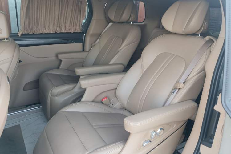 Used Buick GL8 2021 ES Land Cruiser 653T Smart Flagship Model
