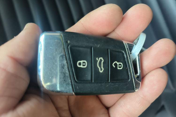 Used Volkswagen Magotan 2017 330TSI DSG Leading Model
